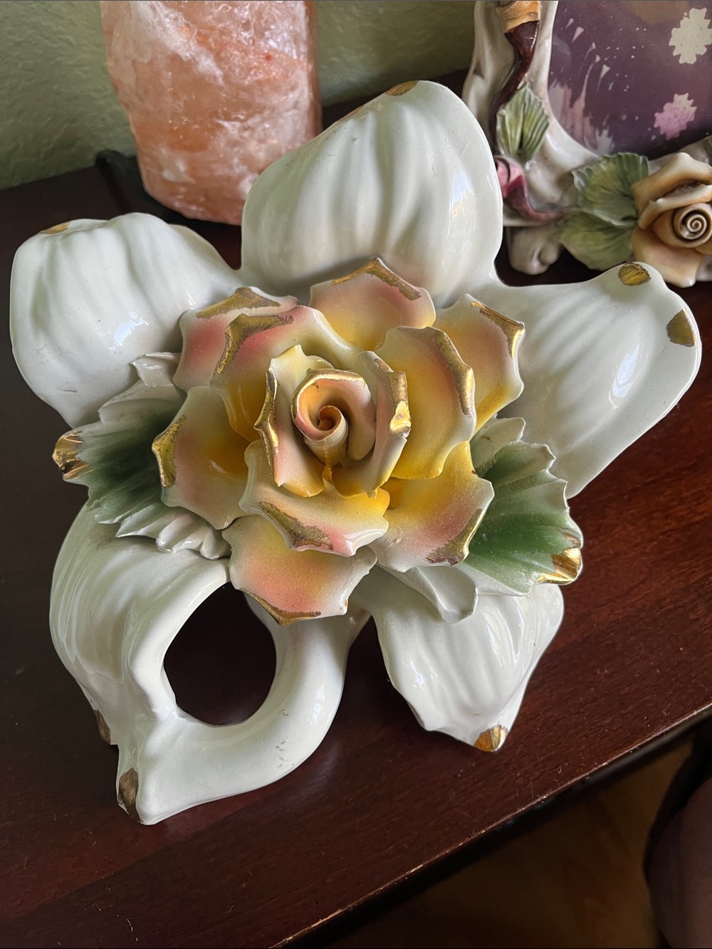 ♥️Capodimonte Floral Decorative Accent ♥️